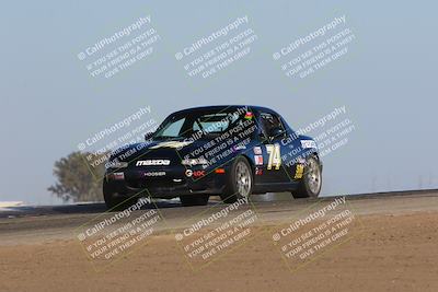 media/Oct-15-2023-CalClub SCCA (Sun) [[64237f672e]]/Group 4/Qualifying/